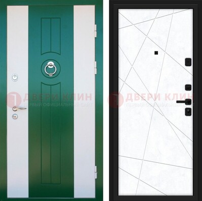Зеленая железная дверь с панелями МДФ ДМ-369 в Луховицах