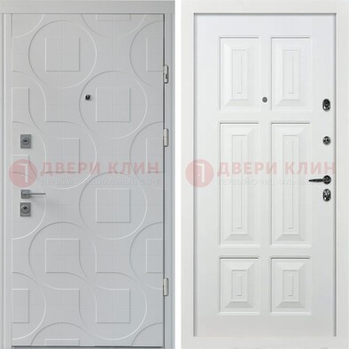 Белая стальная дверь в квартиру с панелями МДФ ДМ-494 в Луховицах