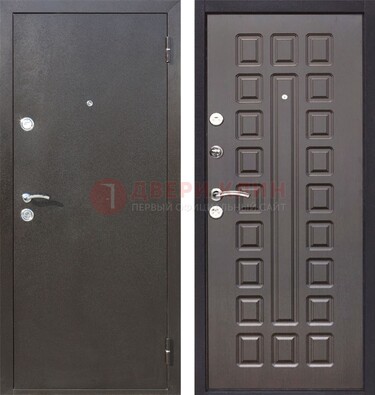 Коричневая железная дверь с порошковым окрасом ДП-63 в Луховицах
