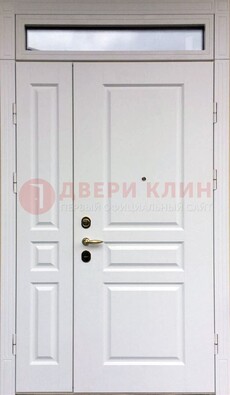 Белая двухстворчатая металлическая дверь со стеклом ДС-63 в Луховицах