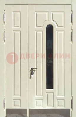 Белая двухстворчатая металлическая дверь со стеклом ДС-71 в Луховицах