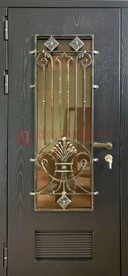 Одностворчатая железная дверь со стеклом и ковкой для дома ДСК-101 в Луховицах
