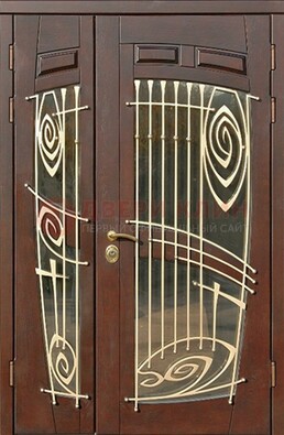 Коричневая железная дверь с большим стеклом и ковкой ДСК-203 в Луховицах