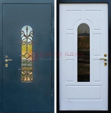 Входная дверь Дверь со стеклом и ковкой ДСК-71 для кирпичного дома в Луховицах