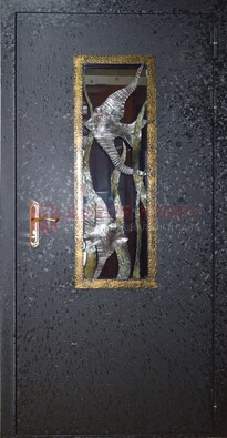 Металлическая дверь со стеклом и ковкой ДСК-82 для крыльца в Луховицах
