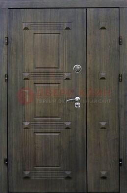 Железная двухстворчатая филенчатая дверь с виноритом ДВТ-143 в Луховицах