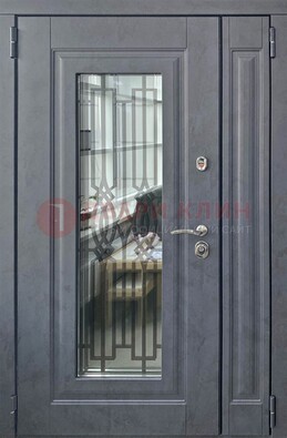 Серая стальная дверь Винорит со стеклом и ковкой ПЛ-29 в Луховицах