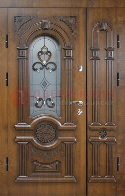 Коричневая двухстворчатая железная дверь с МДФ и витражом ВЖ-32 в Луховицах